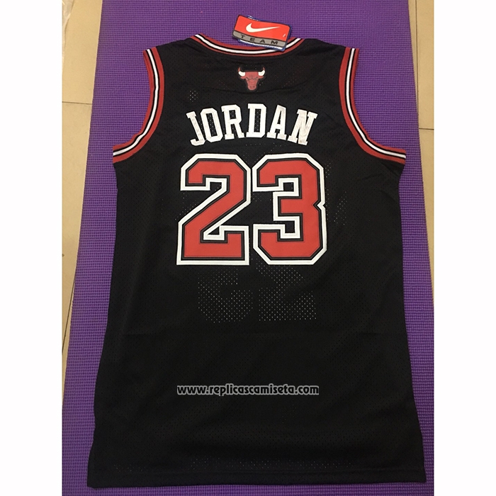 Camiseta Chicago Bulls Michael Jordan #23 Retro Negro3